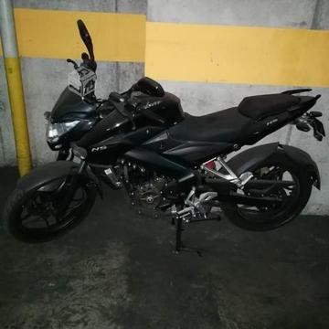 Pulsar NS 200