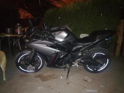 Yamaha r3 2017 impecable con 4 mil km