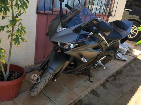 YAMAHA R3 320cc