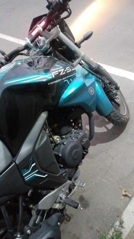 Moto fzS 2.0 2016