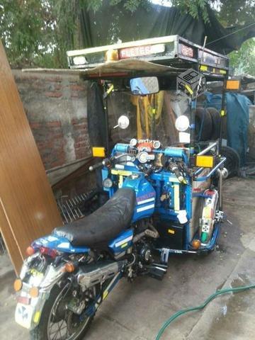Triciclo moto