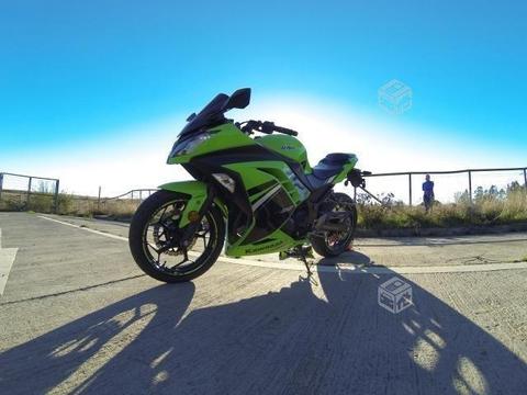 Kawasaki Ninja 300, ABS SE