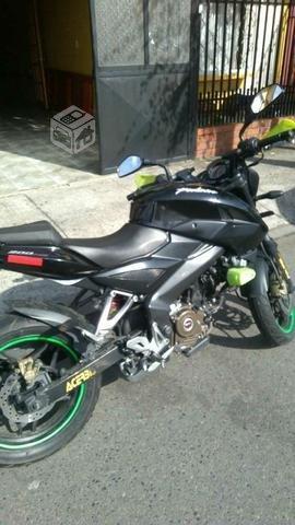 Pulsar ns200