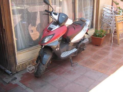 Moto Scooter año 2006