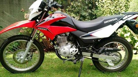 Moto XR 150, nueva, 2018, roja, una joyita