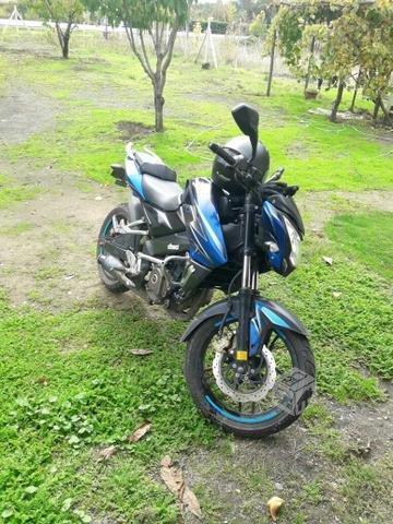 Bajaj pulsar ns200 2015
