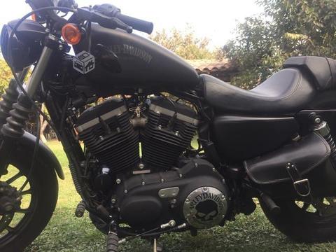 Harley Davidson Iron 883 equipada completa