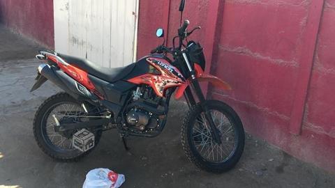 Moto Loncin Lx200