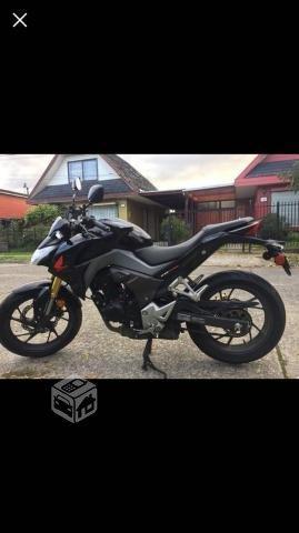 Moto honda cb190r año 2017