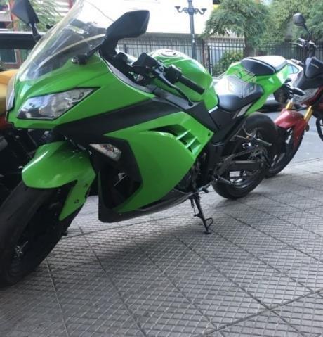 Kawasaki ninja 300