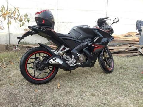Bajaj pulsar rs200