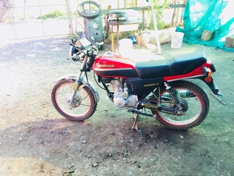 Moto honda cgl 125