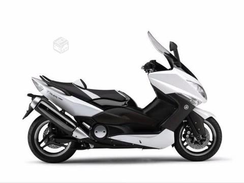 Busco: moto yamaha Tmax