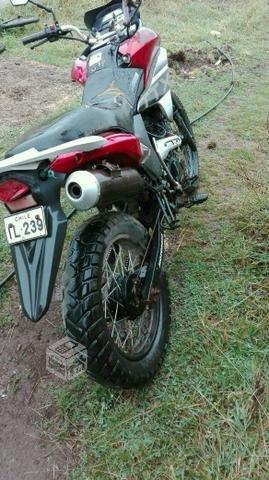 Motorrad 200 cc