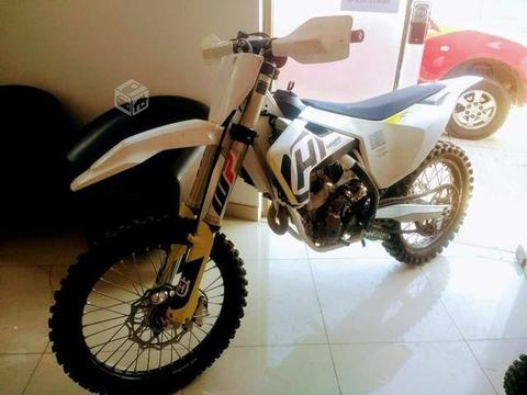 Oportunidad! Moto Husqvarna FC 250 año 2018, 57km!