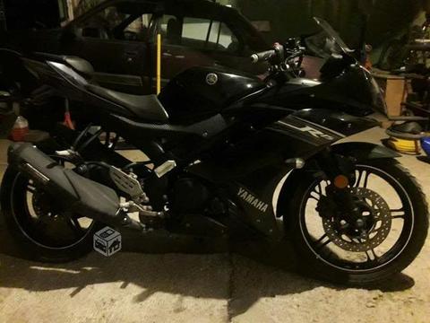 Moto Yamaha R15 año 2013