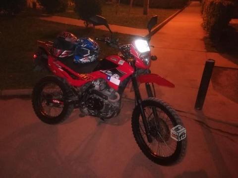 Moto um año 2015