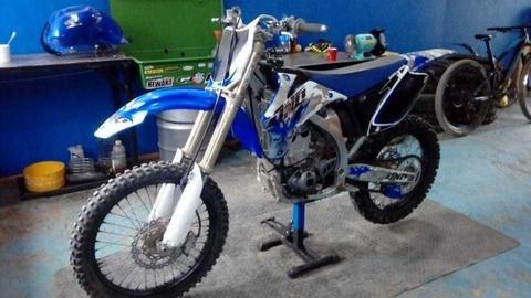 Yamaha yzf 250