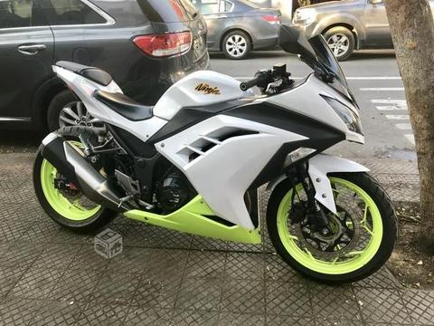 Kawasaki Ninja 300 SE