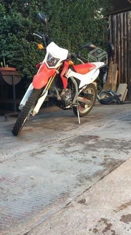 Honda CRF250L 2013 poco uso