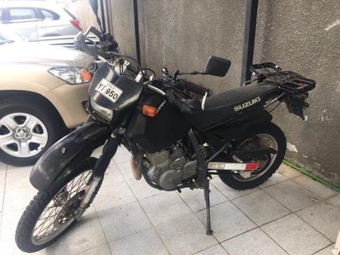 Suzuki DR 650 - todo al día