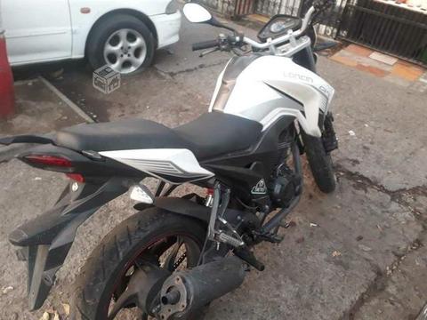 Moto loncin cr5