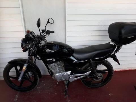 moto yamaha año 2015