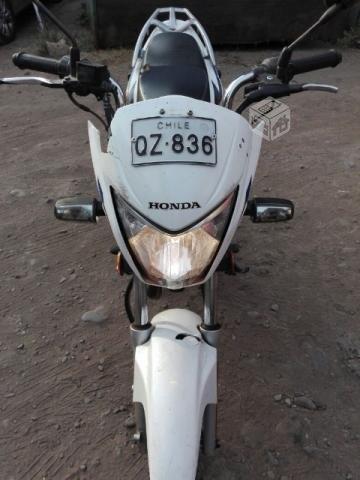 Moto Honda Storm