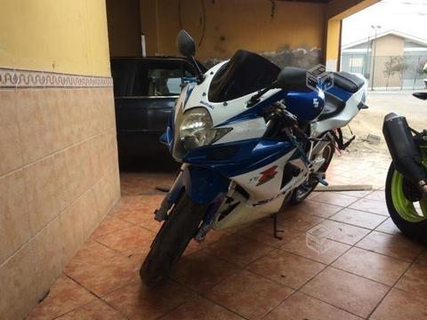 Suzuki gsx 1100 año 92