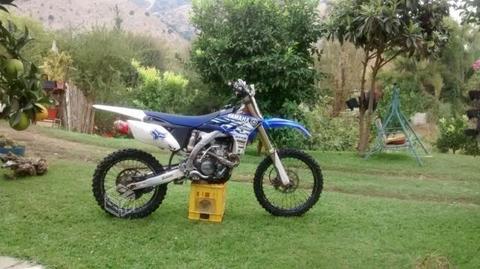 Moto Yamaha YZF 250