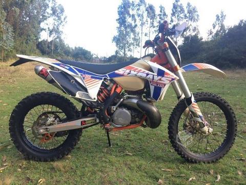 Ktm 2012 six days Exc 300 2t