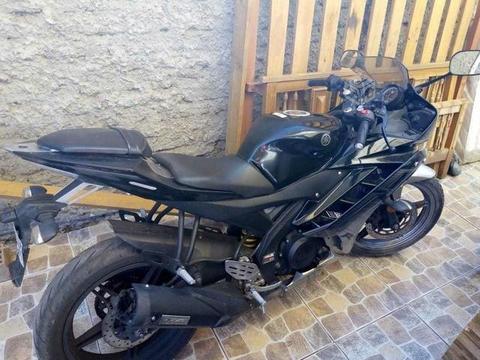 Moto Yamaha 2014 Modelo R15 impecable, 22 mil km
