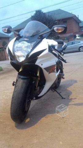 Suzuki gsxr 750 2016