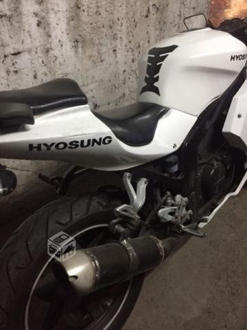 Hyosung gtr250 2013