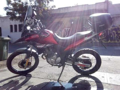 Moto Honda xre permuto