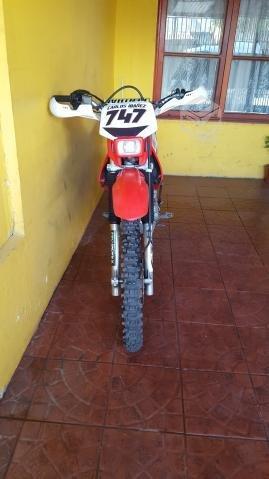 Honda crf 230