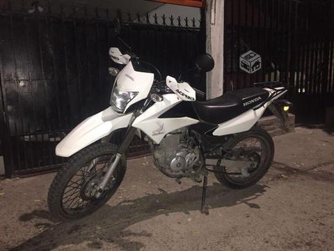 Honda xr150L 2016