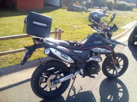 moto UM Hypersport 230 2016