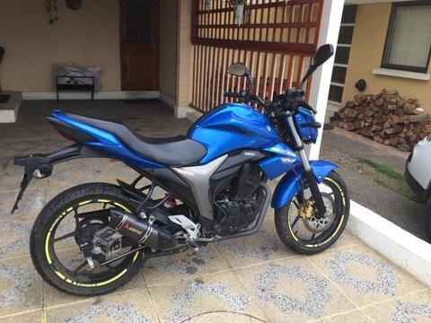 Suzuki gixxer