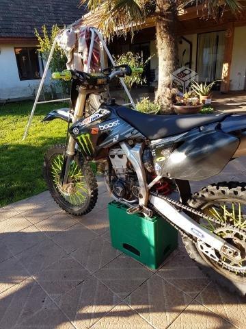 Yamaha yzf 250