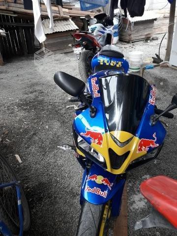 Moto honda cbr 600 rr 2008