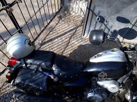 moto motorrad 250cc año 2014 con 14.000km