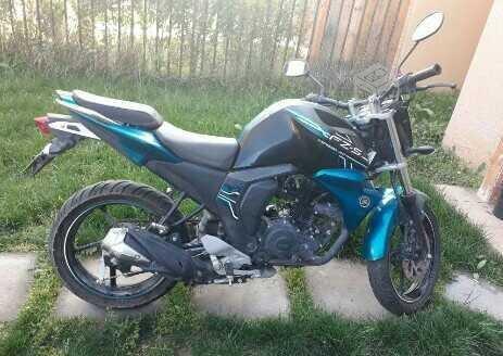 Yamaha FZS casi nueva
