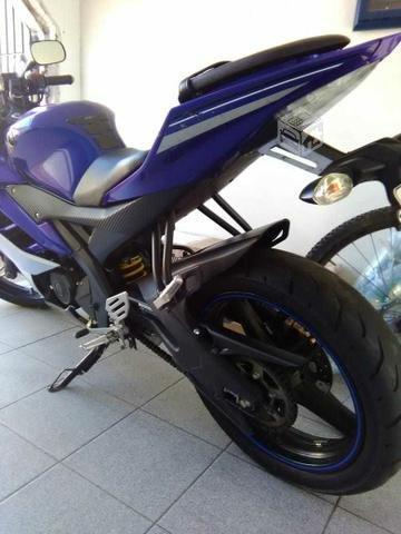 Yamaha r 15