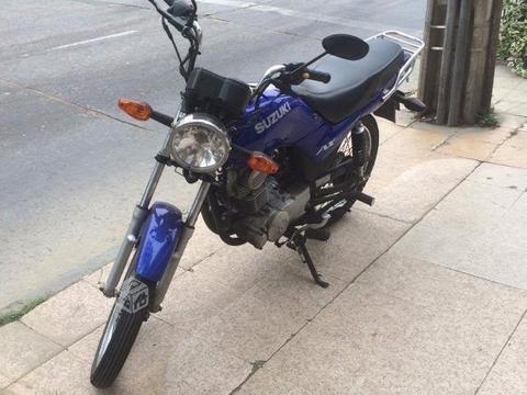 Moto suzuki 110 2014 4.600 KM