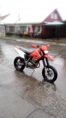 Honda xr tornado año 2006