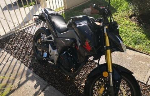 Moto Honda CB 190R