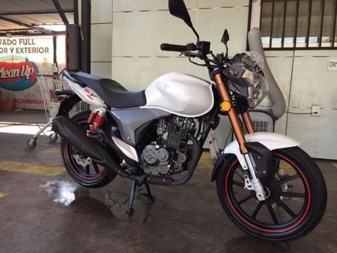 Moto keeway rkv 2018