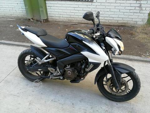 Pulsar 200 NS