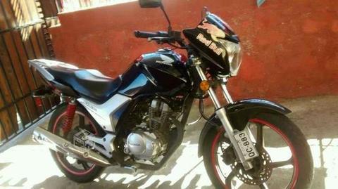 Moto new storm 2013